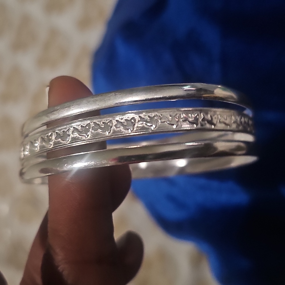 Elegant Sterling Silver Bangle Bracelets Set Of Three, (New), Ladies Size 8 - Picture 8 of 8